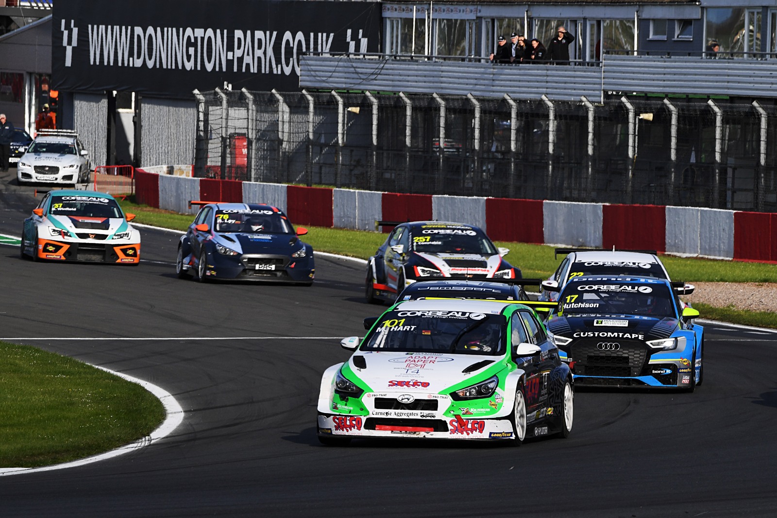 Donington Park Review - Hart does the double to stay out front - TCR UK