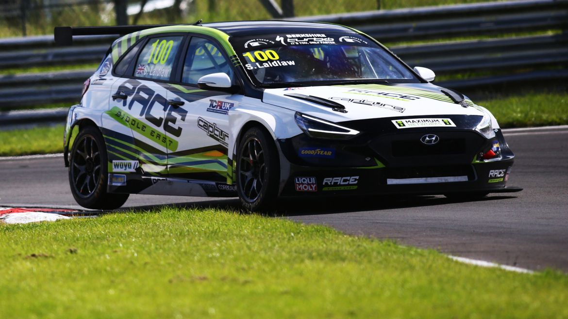 Sam Laidlaw to make TCR UK debut at Croft